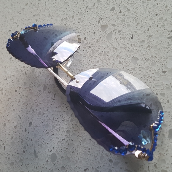 UV400 Blue Rhinestone Deluxe Sunglasses - Picture 6 of 8